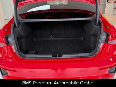 Audi A3 Limousine 35 TFSI S line Pano. Garantie 02.27